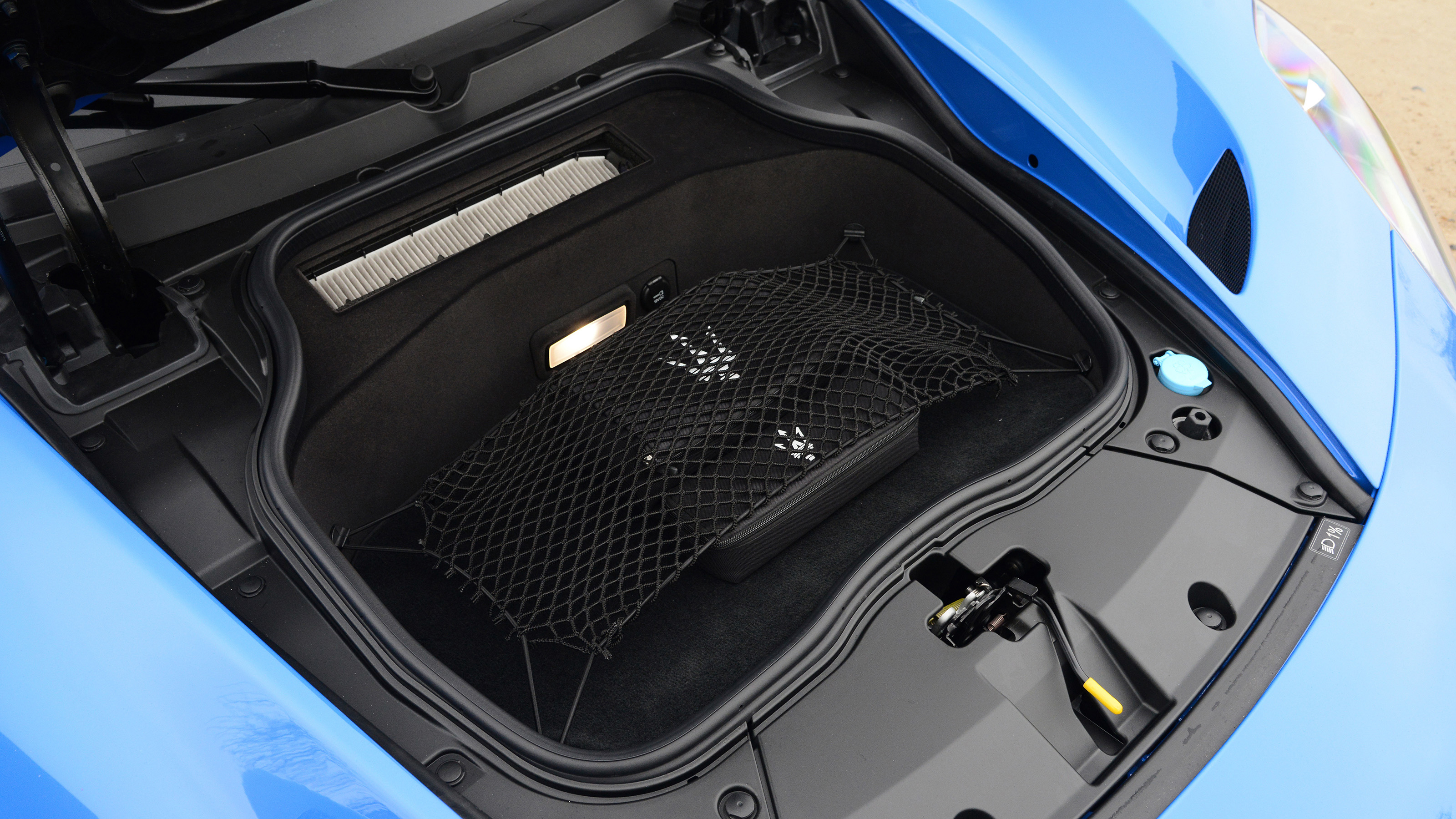 Maserati MC20 - boot