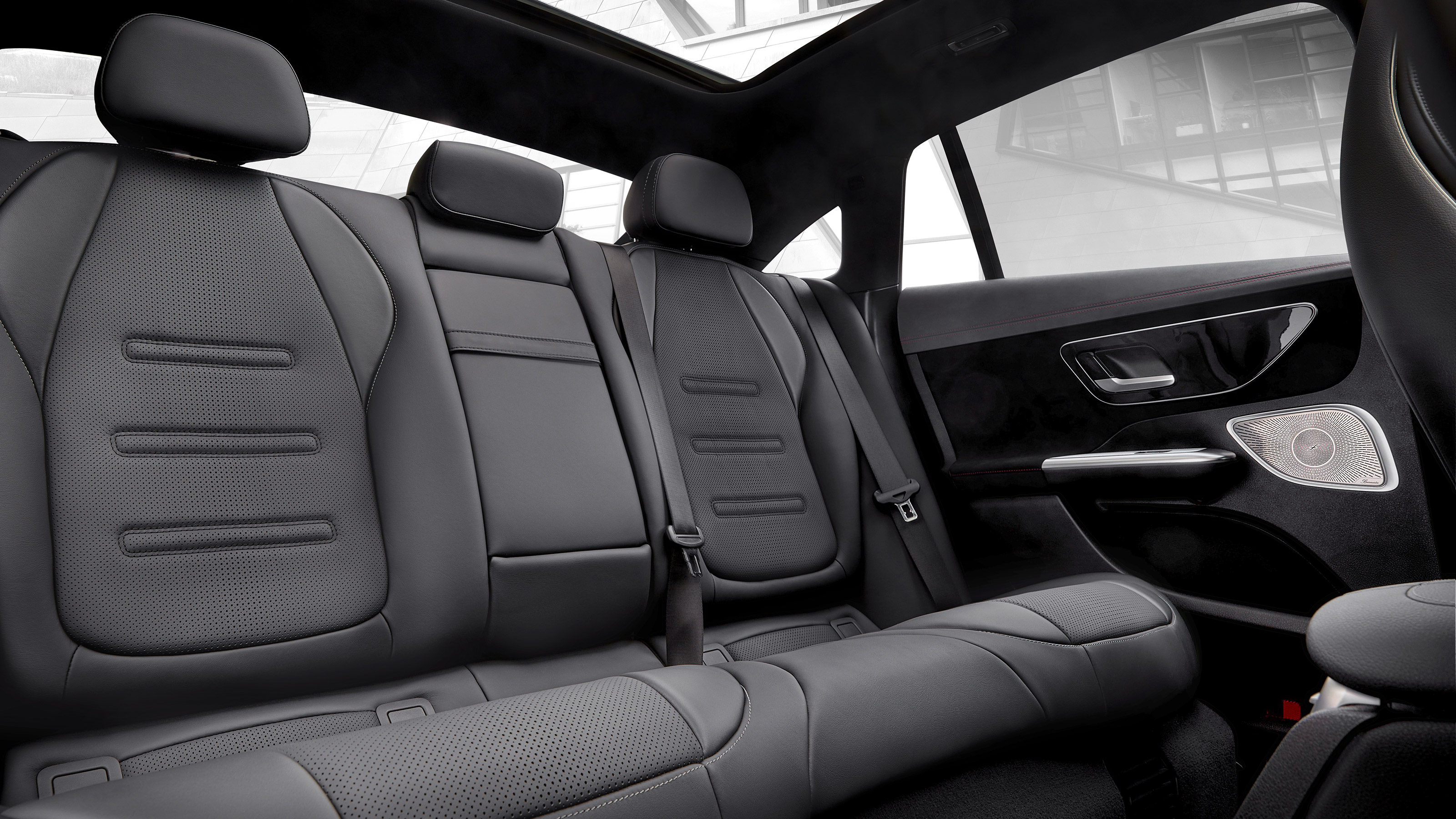 Mercedes-AMG EQE - rear seats