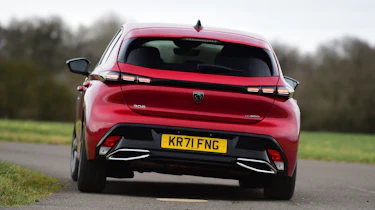 Peugeot 308 - rear cornering