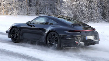 Porsche 911 facelift - spyshot 4