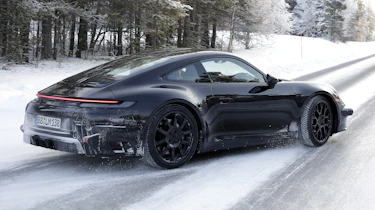 Porsche 911 facelift - spyshot 12