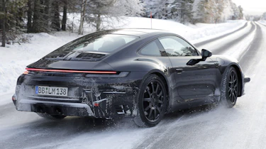Porsche 911 facelift - spyshot 11