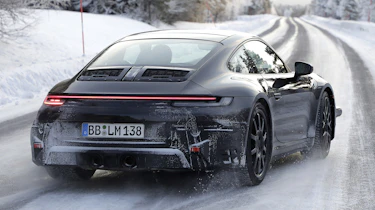 Porsche 911 facelift - spyshot 13