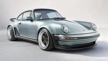 Singer Porsche 911 - front