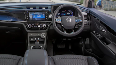 SsangYong Korando e-Motion - dash