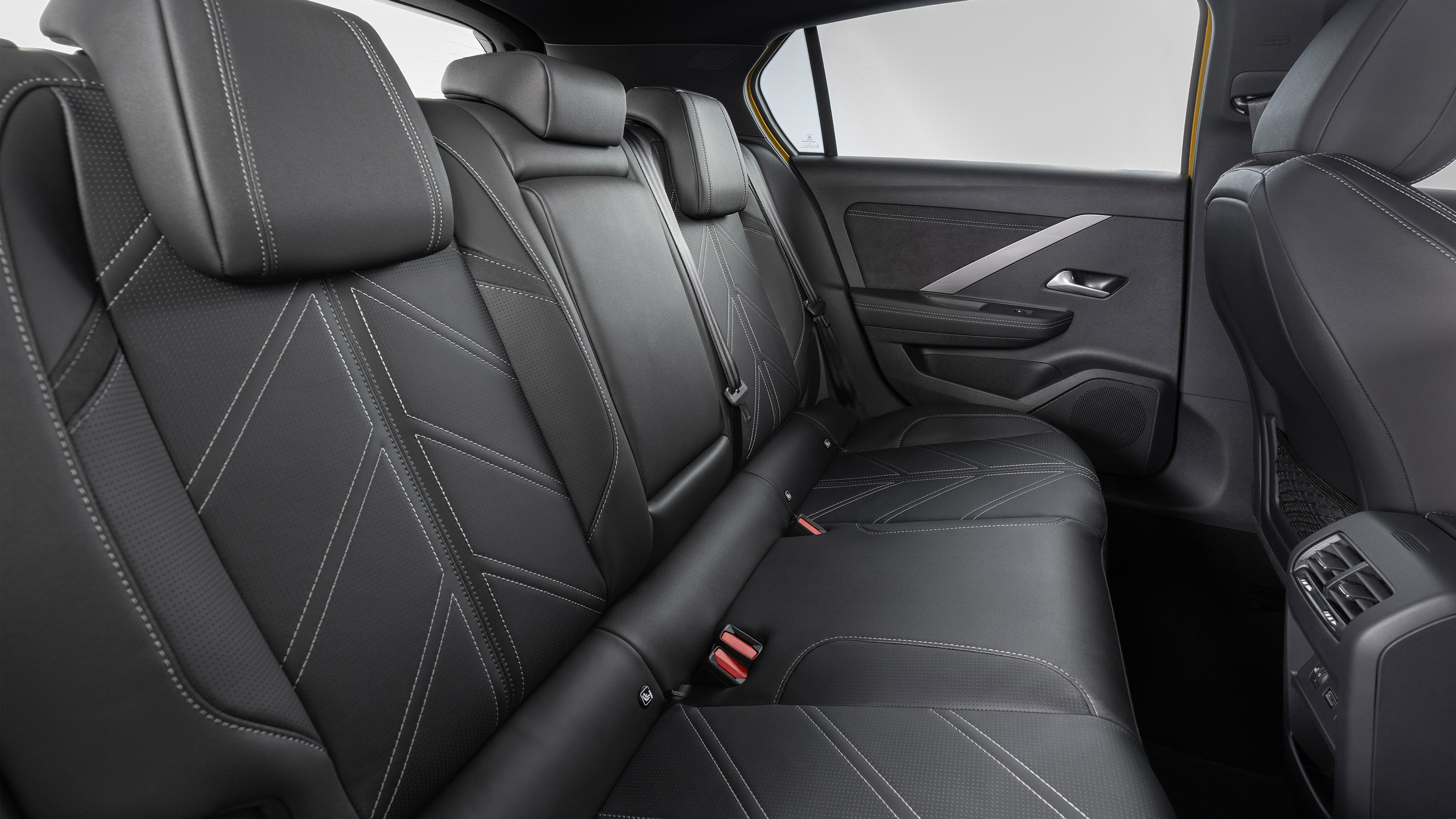 Vauxhall Astra - rear seats