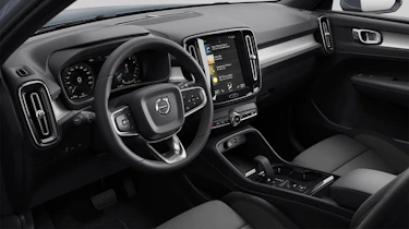 Volvo XC40 facelift 3