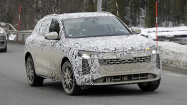 2023 Audi Q5 spyshot - 1