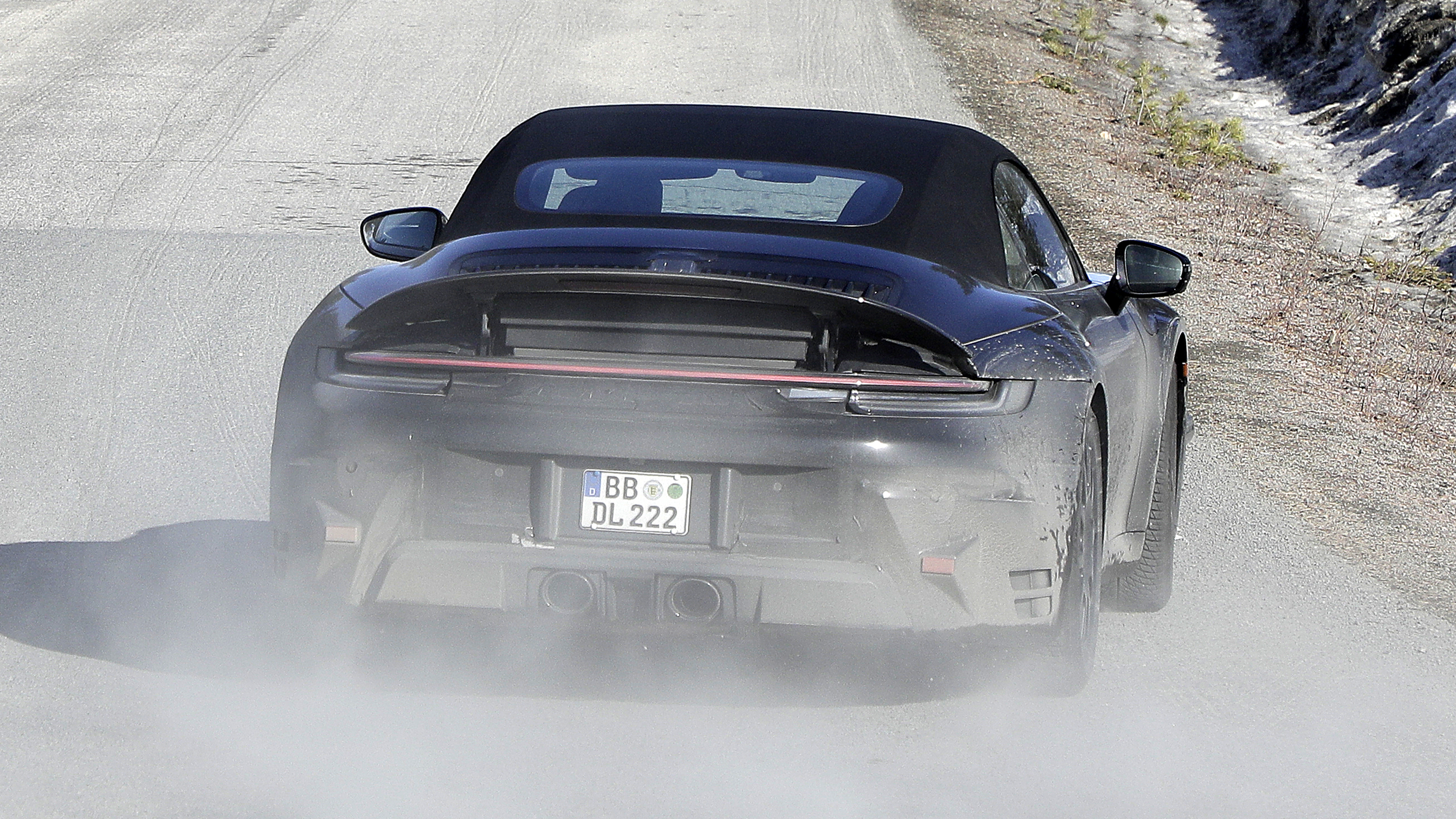 2023 Porsche 911 cabriolet spy 2