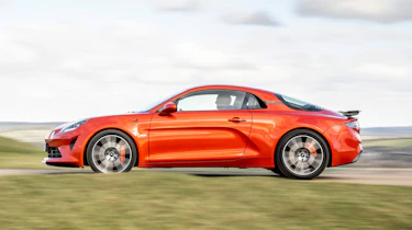 Alpine A110 S - side