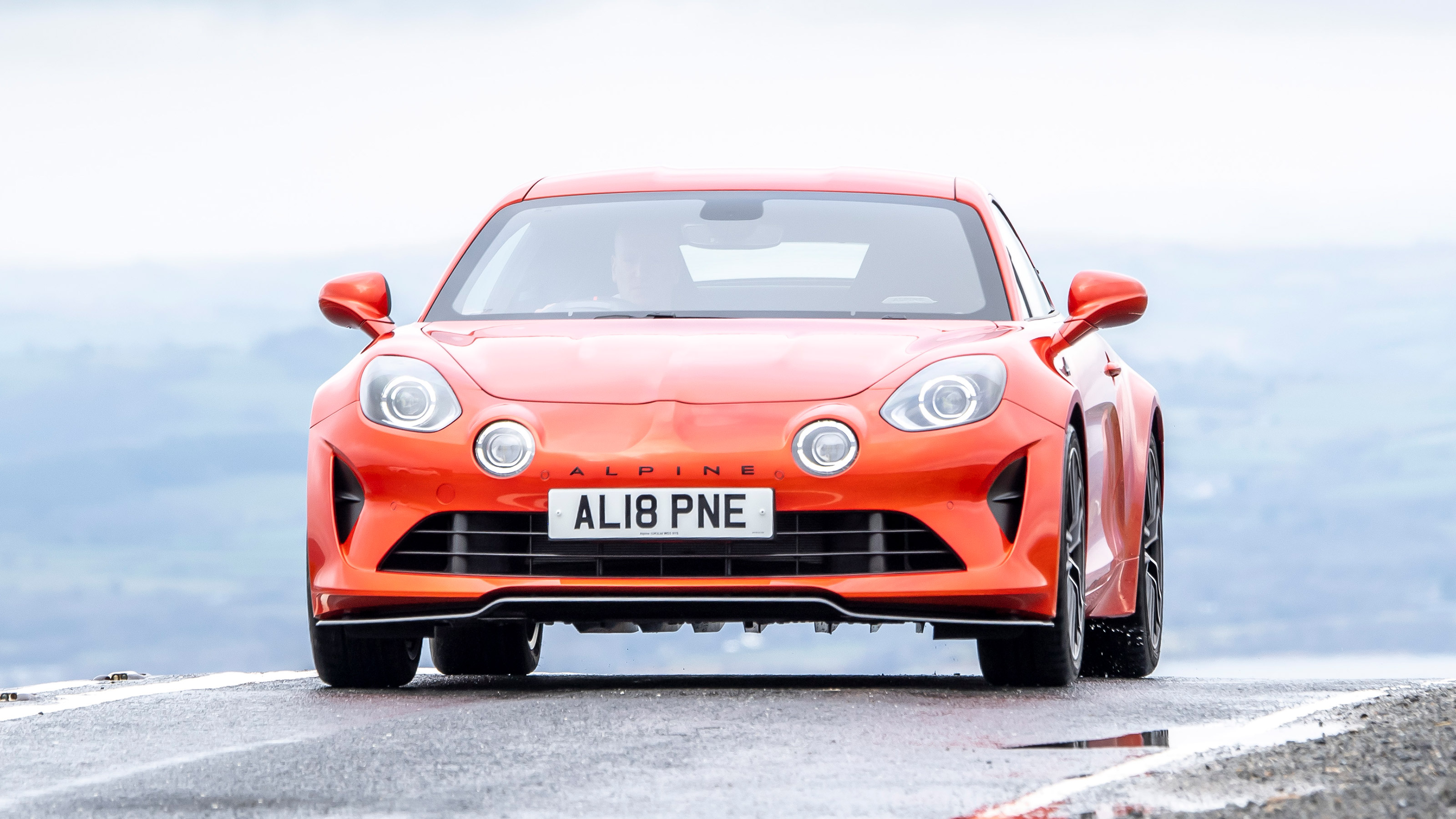 Alpine A110 S - full front