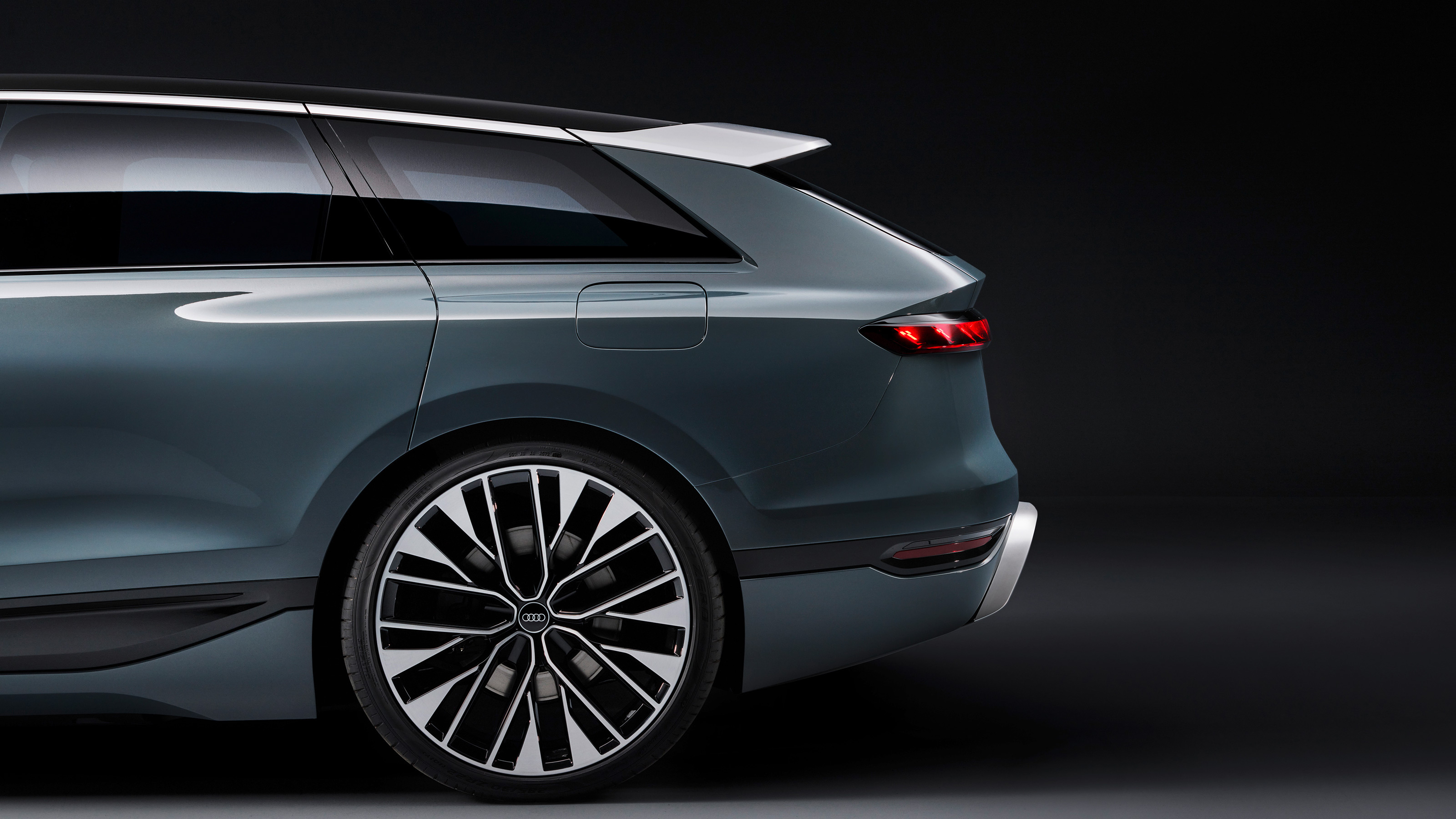 Audi A6 e-tron Avant