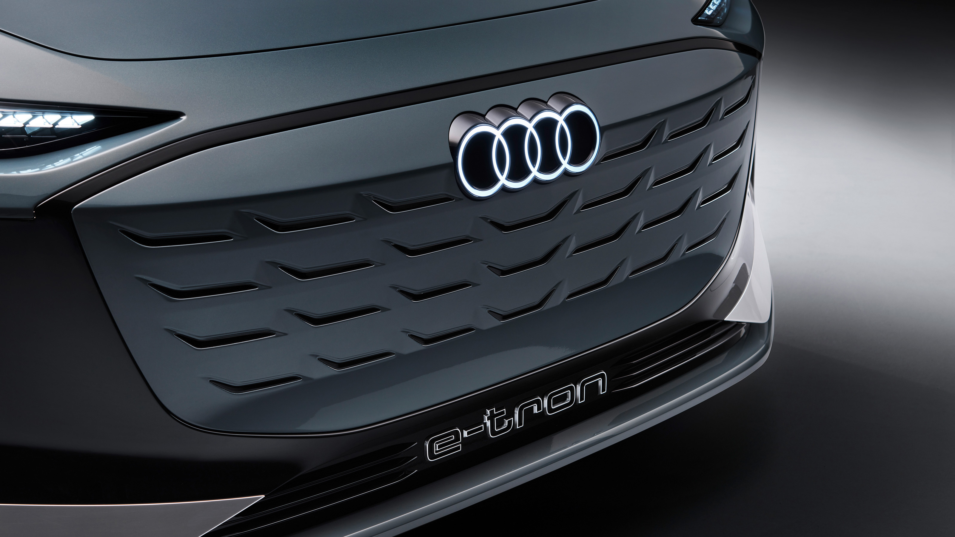Audi A6 e-tron Avant