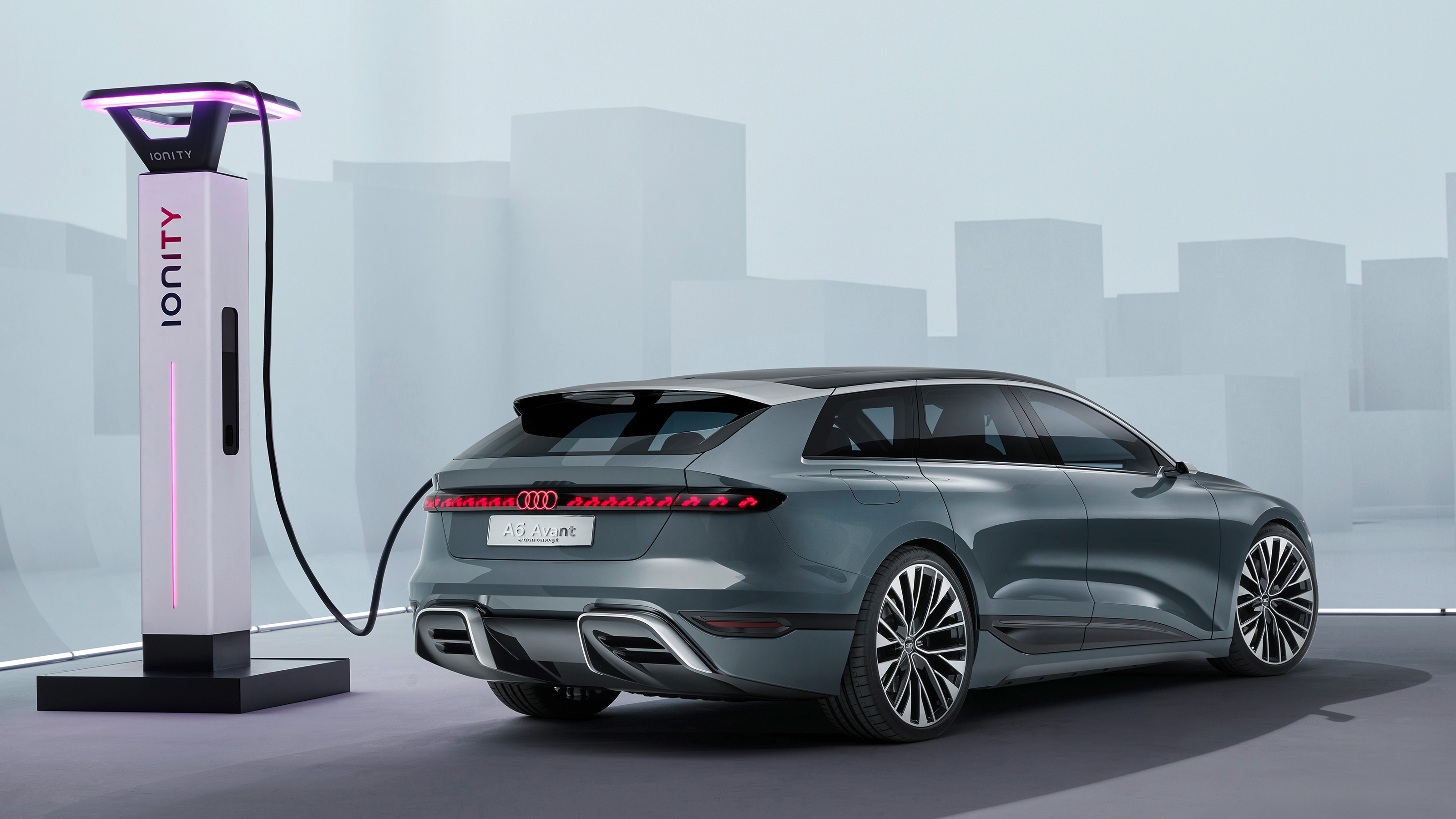 Audi A6 e-tron Avant