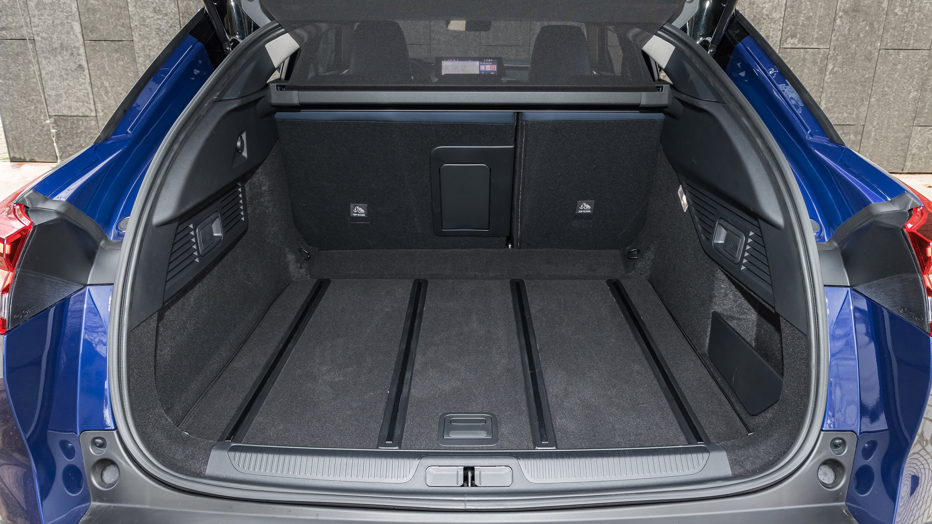 Citroen C5 X 130PS - boot