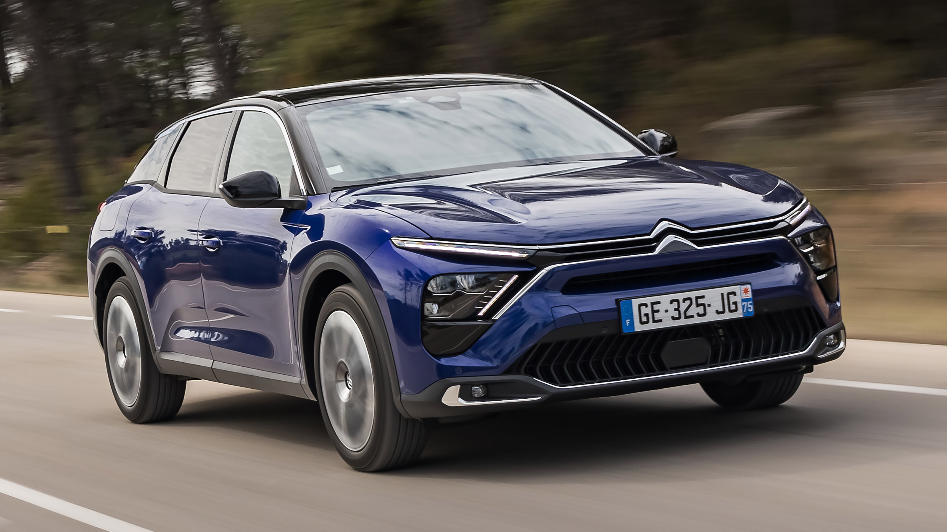 Citroen C5 X 130PS - front tracking