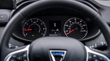 Dacia Jogger - dials