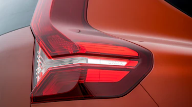 Dacia Jogger - rear lights