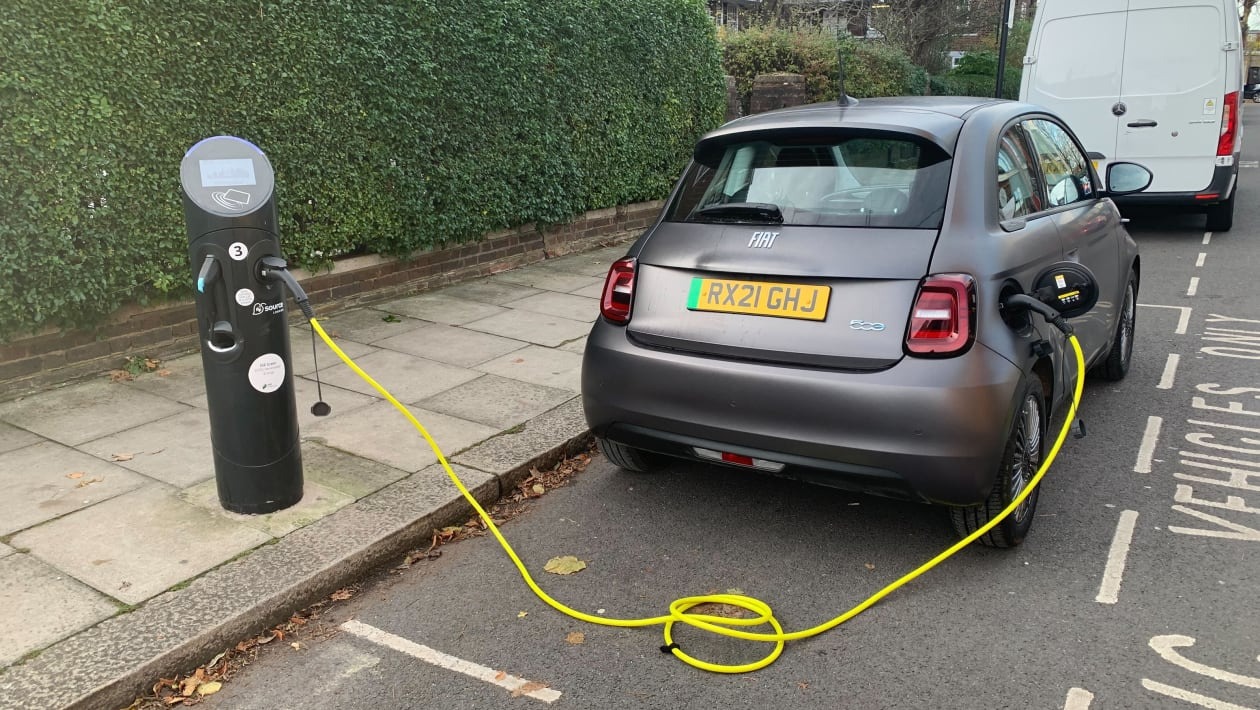 Fiat 500 long termer - third report charging