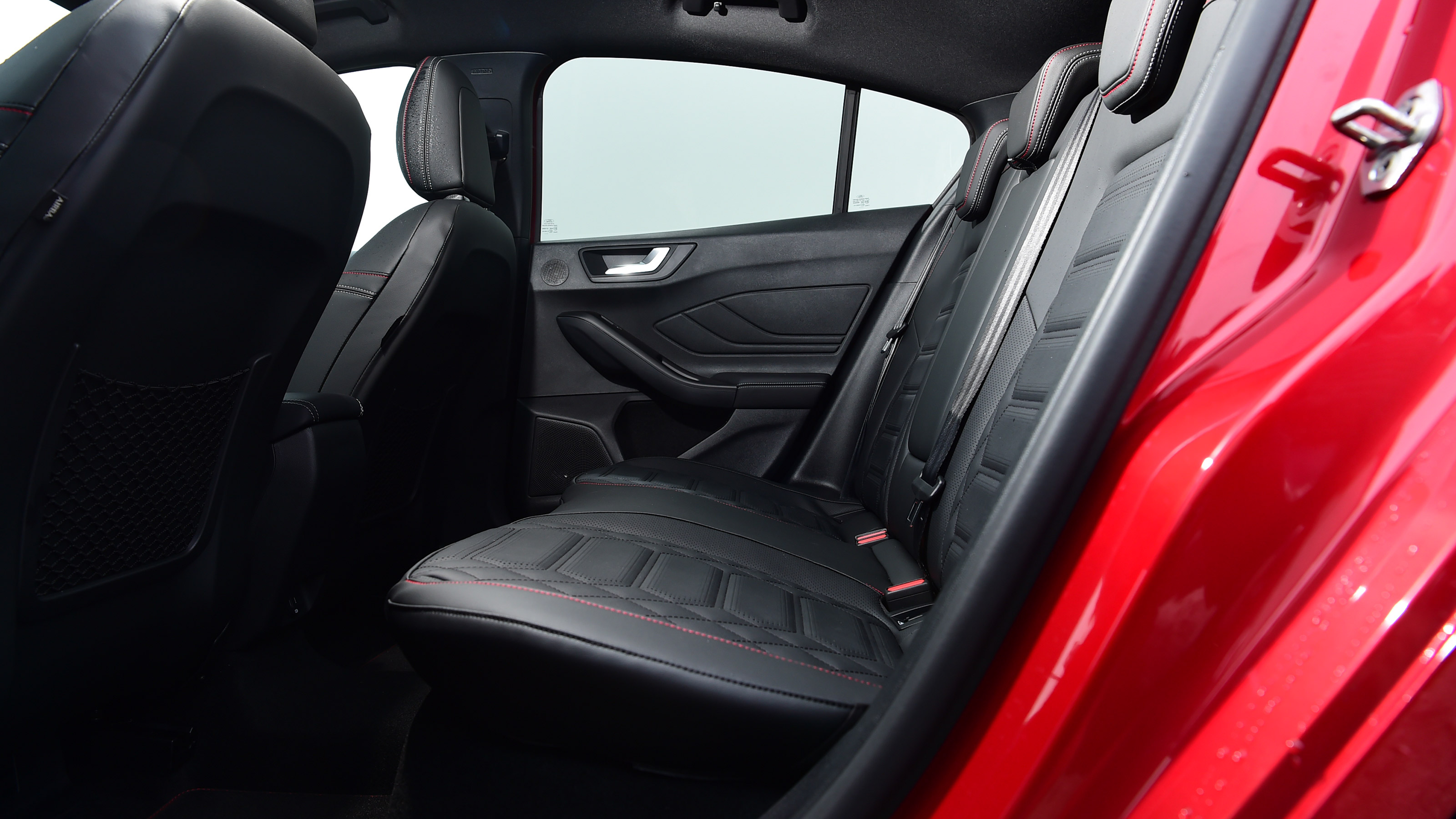 Ford Focus facelift - rear seats