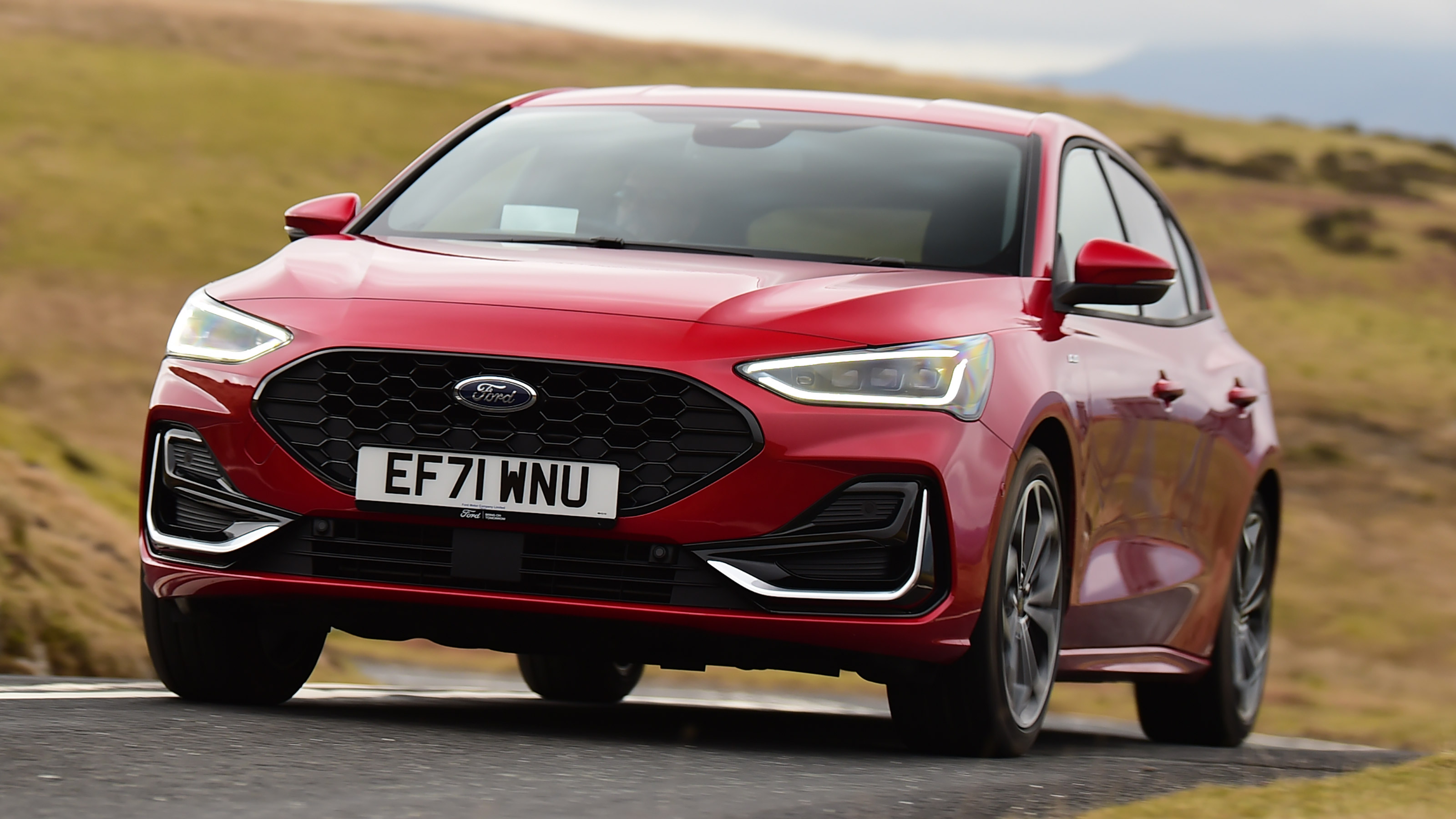 Ford Focus facelift - front cornering