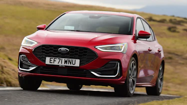 Ford Focus facelift - front cornering