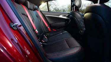 Genesis G70 Shooting Brake - rear seats