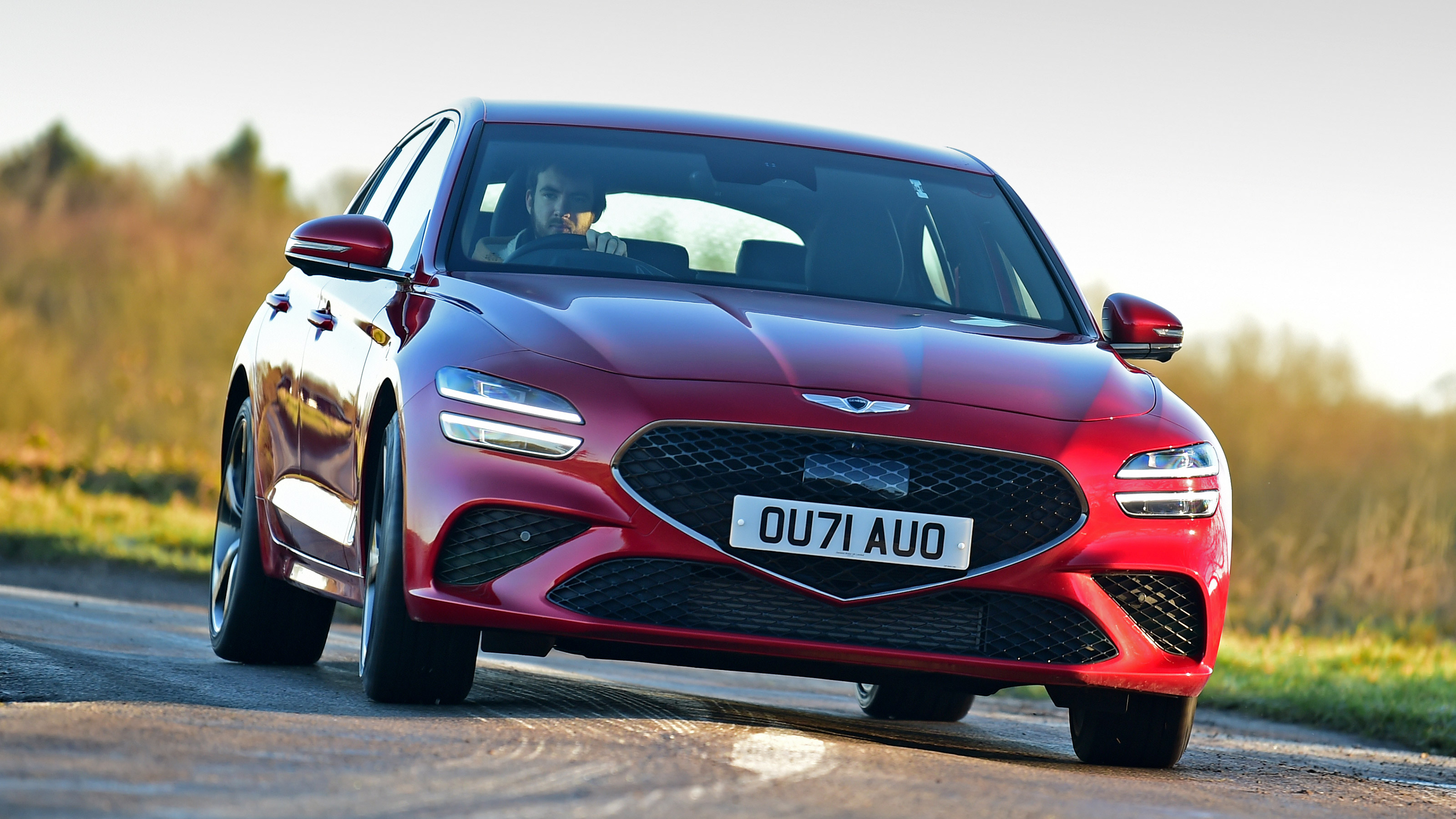 Genesis G70 Shooting Brake - front cornering