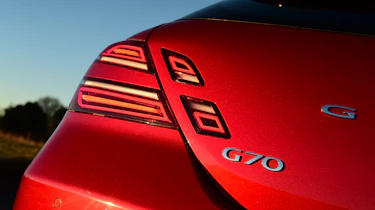 Genesis G70 Shooting Brake - rear badge
