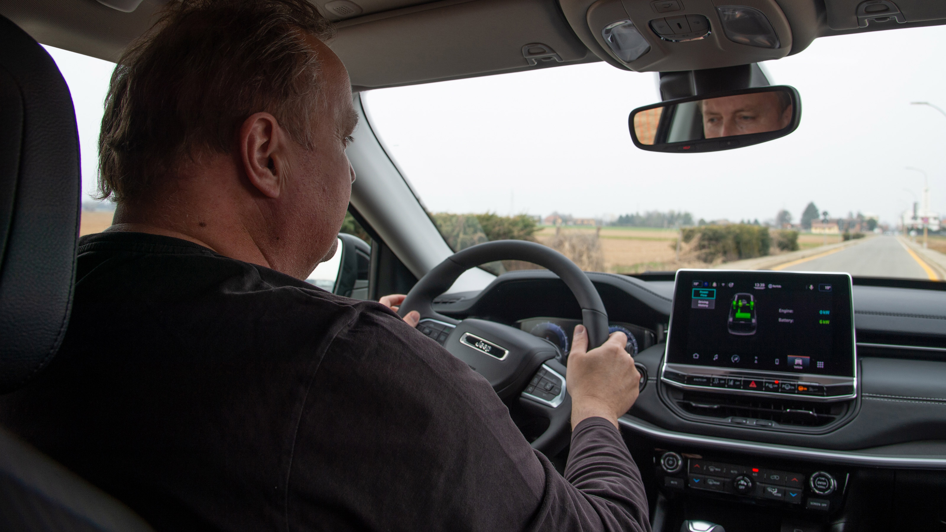 Jeep Compass e-Hybrid - Steve Fowler
