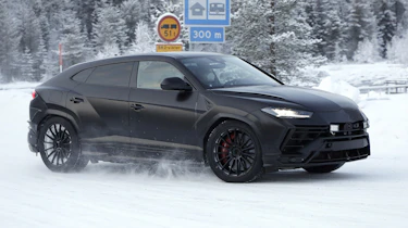 Lamborghini Urus facelift - spyshot 3