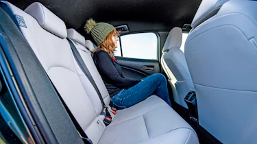 Lexus UX300e - rear seats