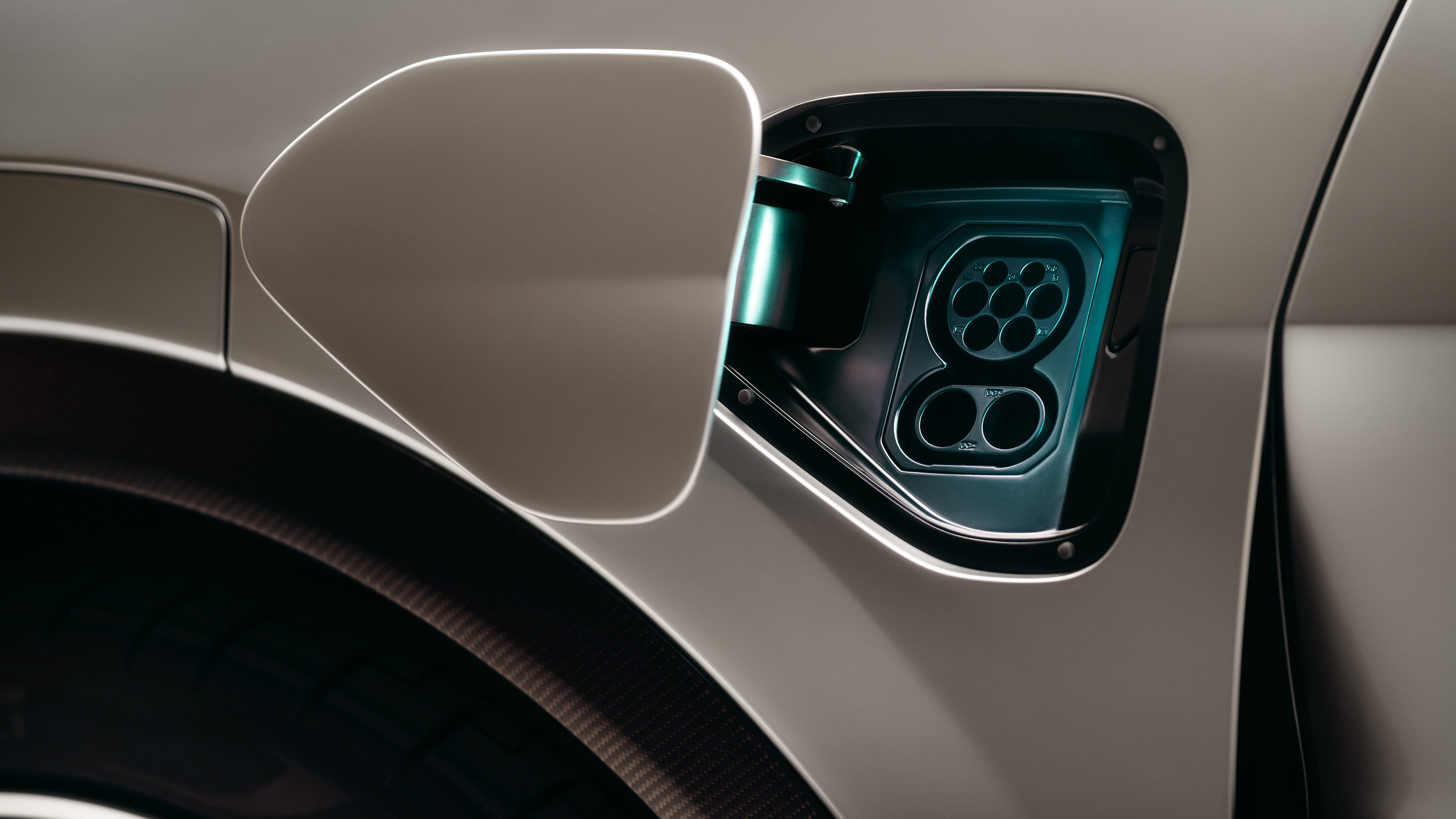Lotus Eletre - studio charging port