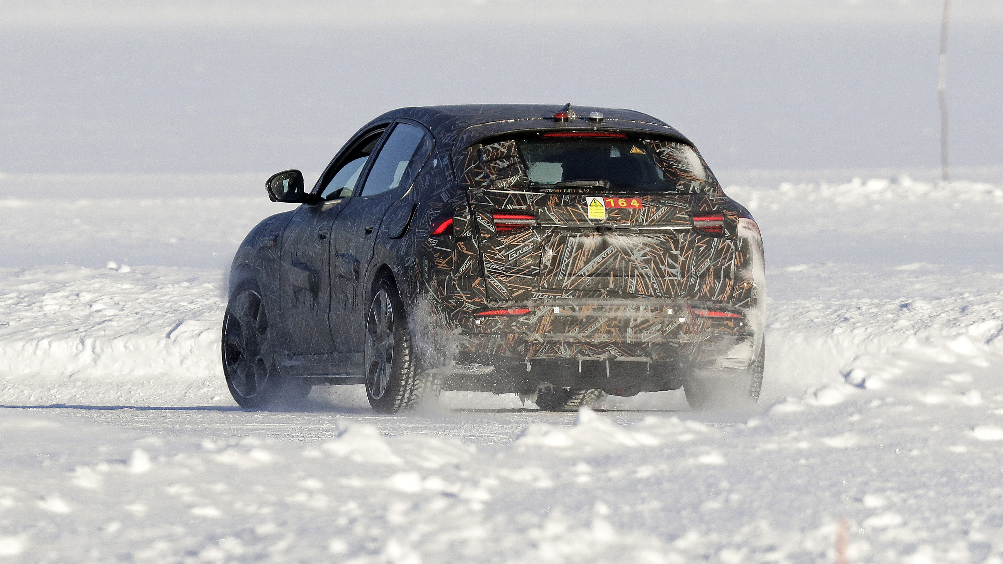 Maserati Grecale Folgore spyshot 4