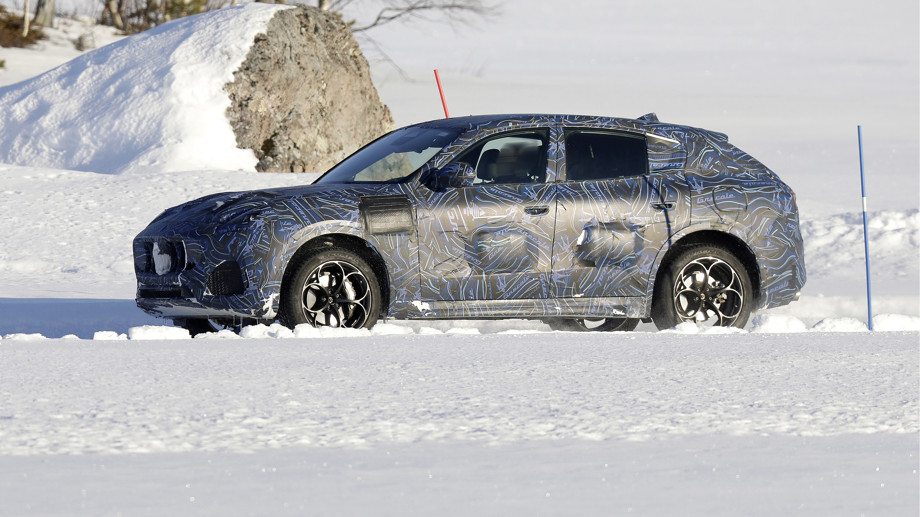 Maserati Grecale Folgore spyshot 5