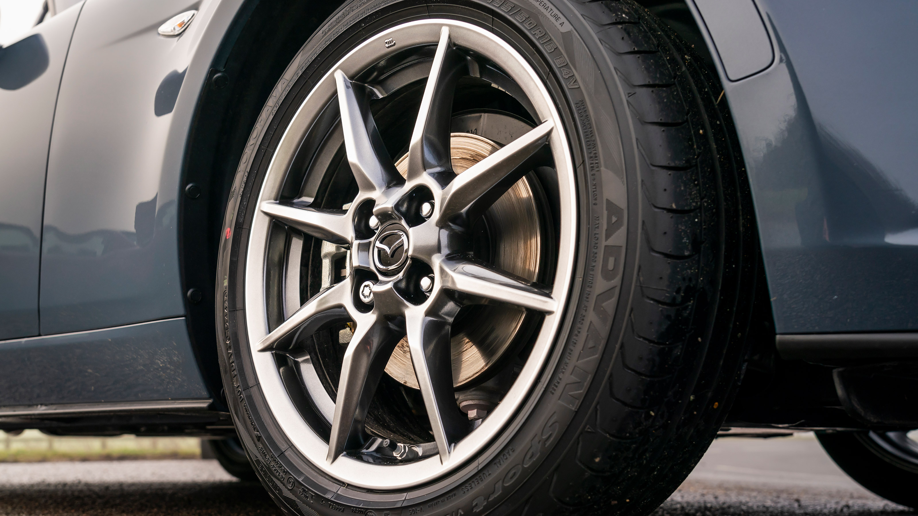 Mazda MX-5 1.5 Sport - wheel