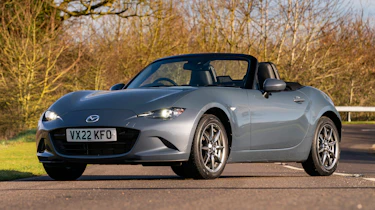 Mazda MX-5 1.5 Sport - front static