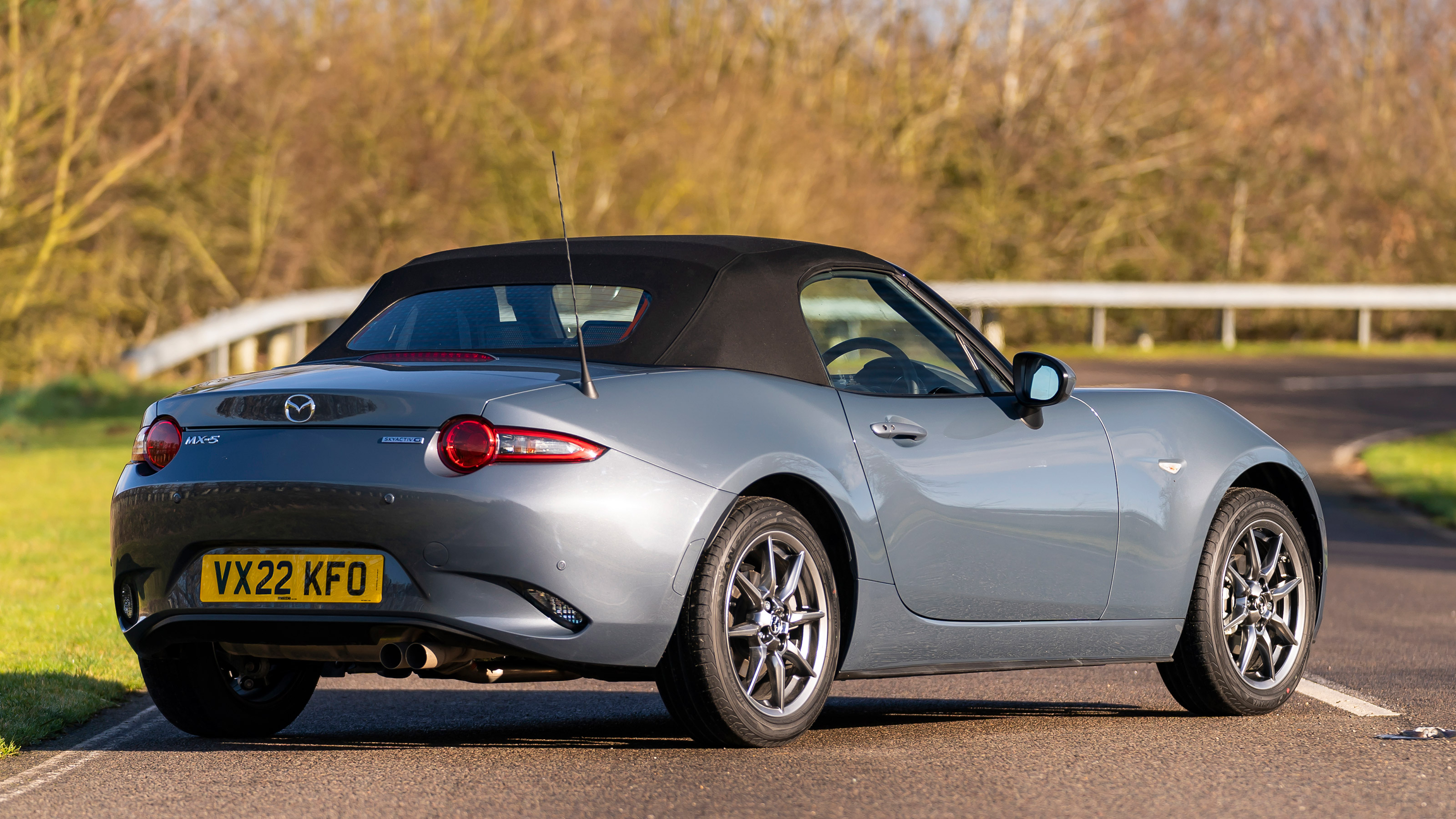 Mazda MX-5 1.5 Sport - rear static