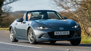 Mazda MX-5 1.5 Sport - front cornering