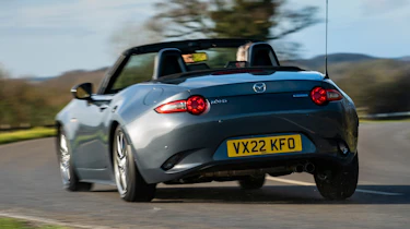Mazda MX-5 1.5 Sport - rear cornering