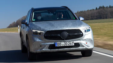 Mercedes GLC prototype - front tracking