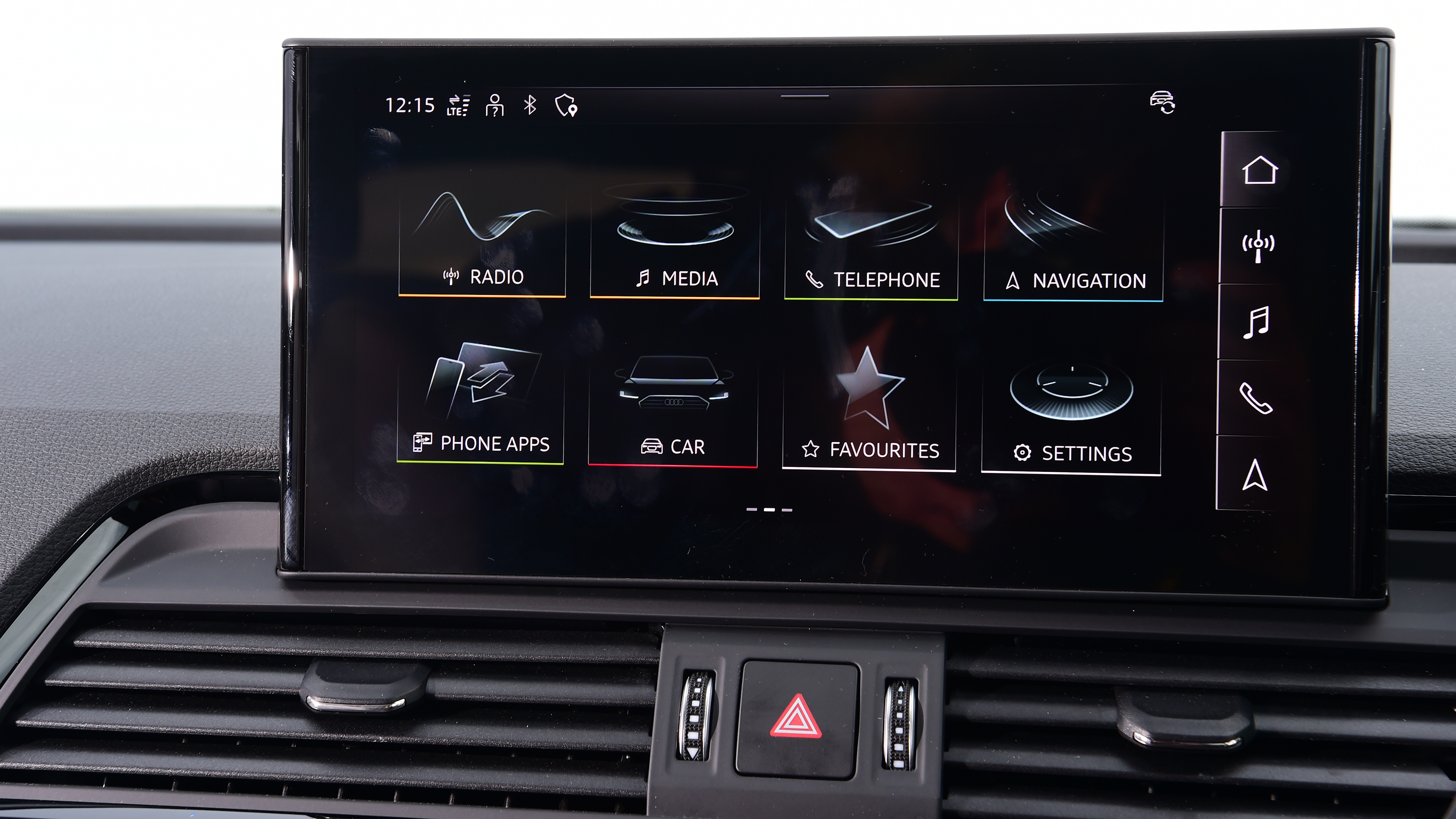 Audi Q5 infotainment screen