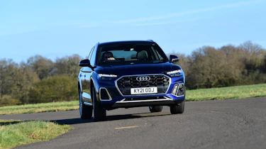 Audi Q5 front cornering