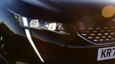 Peugeot 508 SW - front light