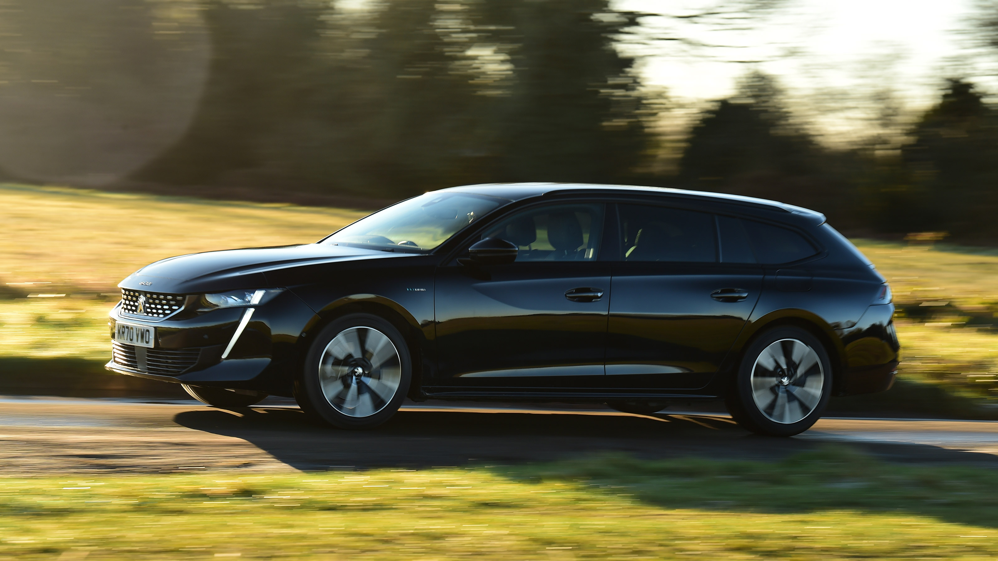 Peugeot 508 SW - side