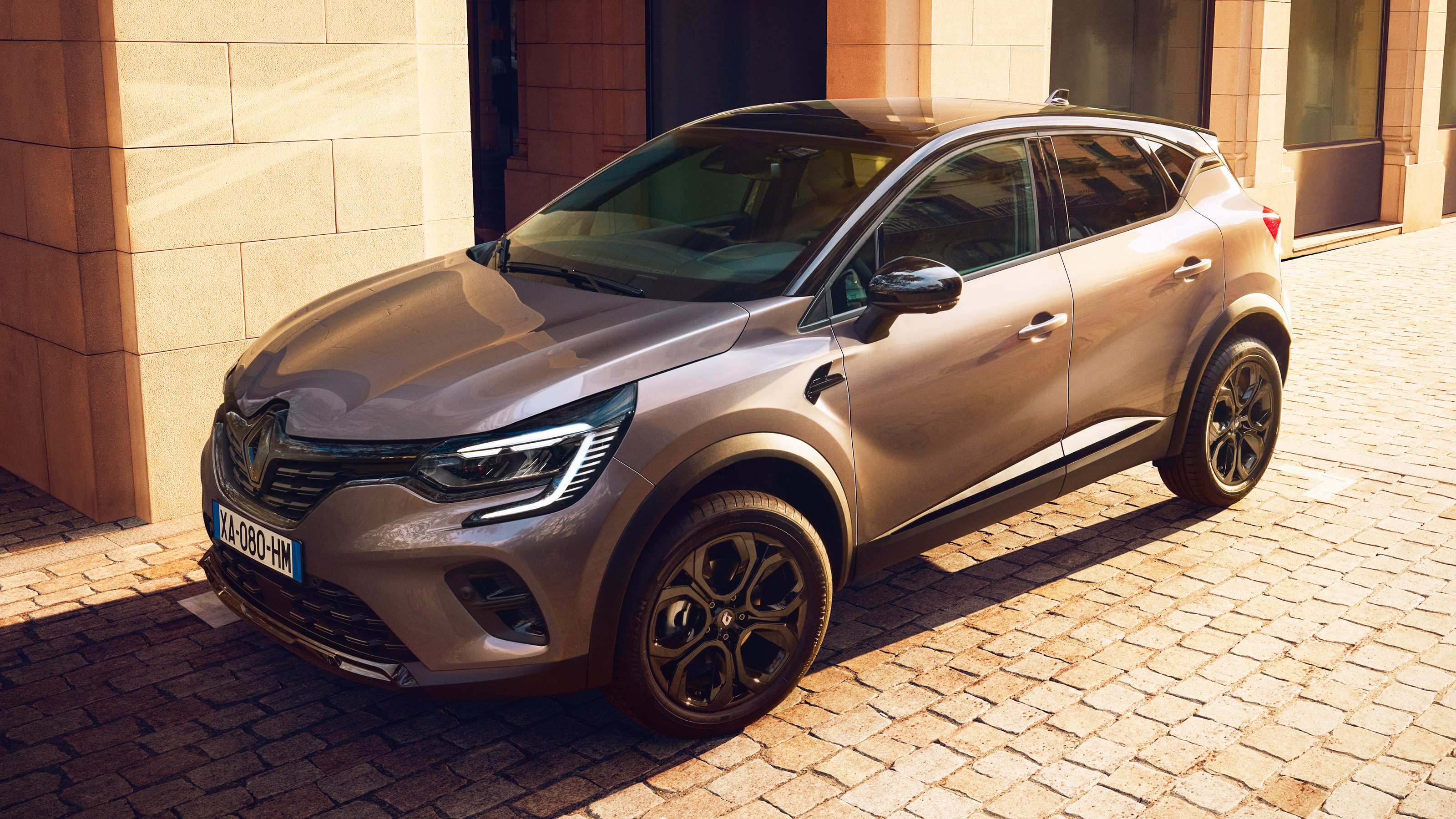 Renault Captur Rive Gauche - front static