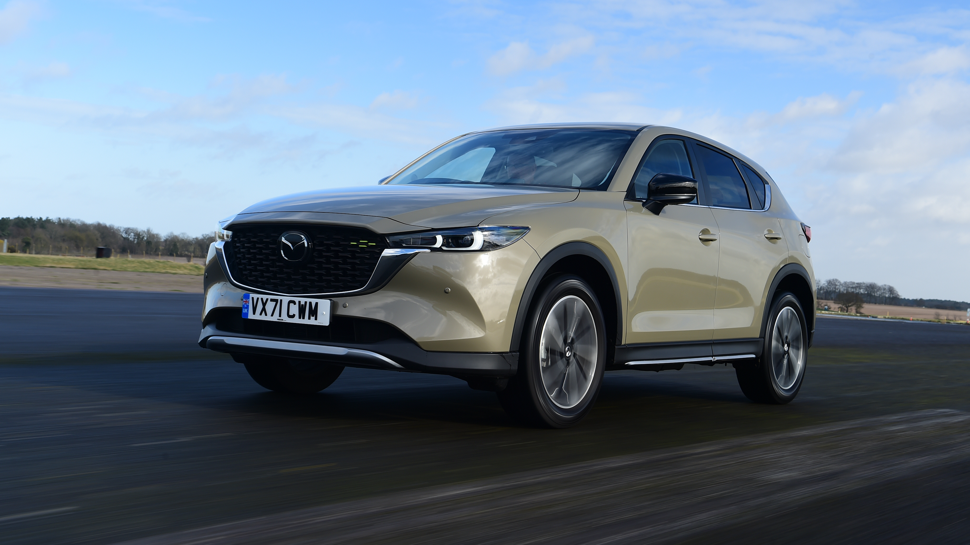 Mazda CX-5 - tracking