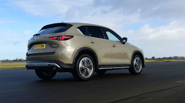Mazda CX-5 - rear tracking