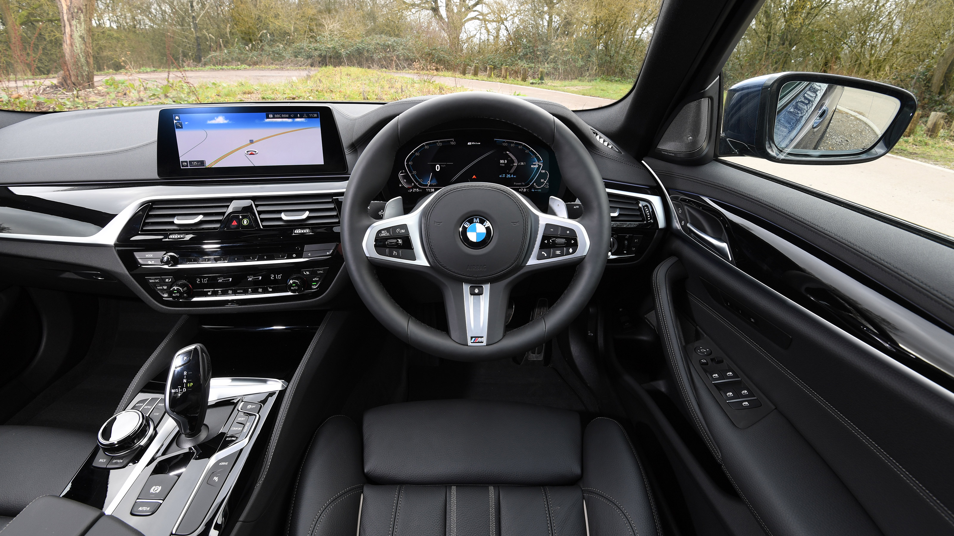 Used BMW 5 Series Mk7 - dash