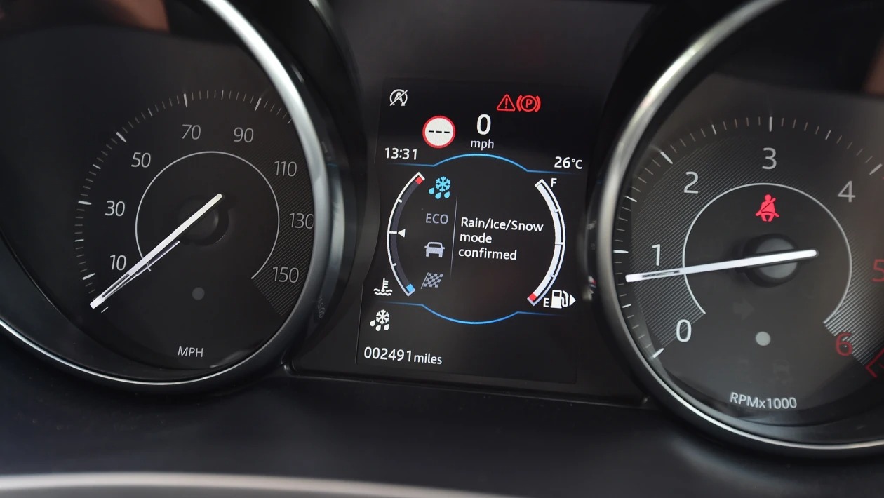 Used Jaguar E-Pace - dials